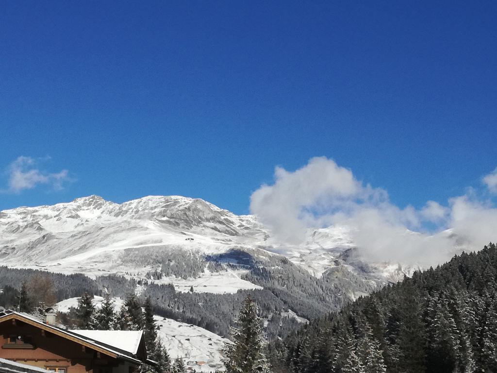 Alps Tux Apartment Bagian luar foto