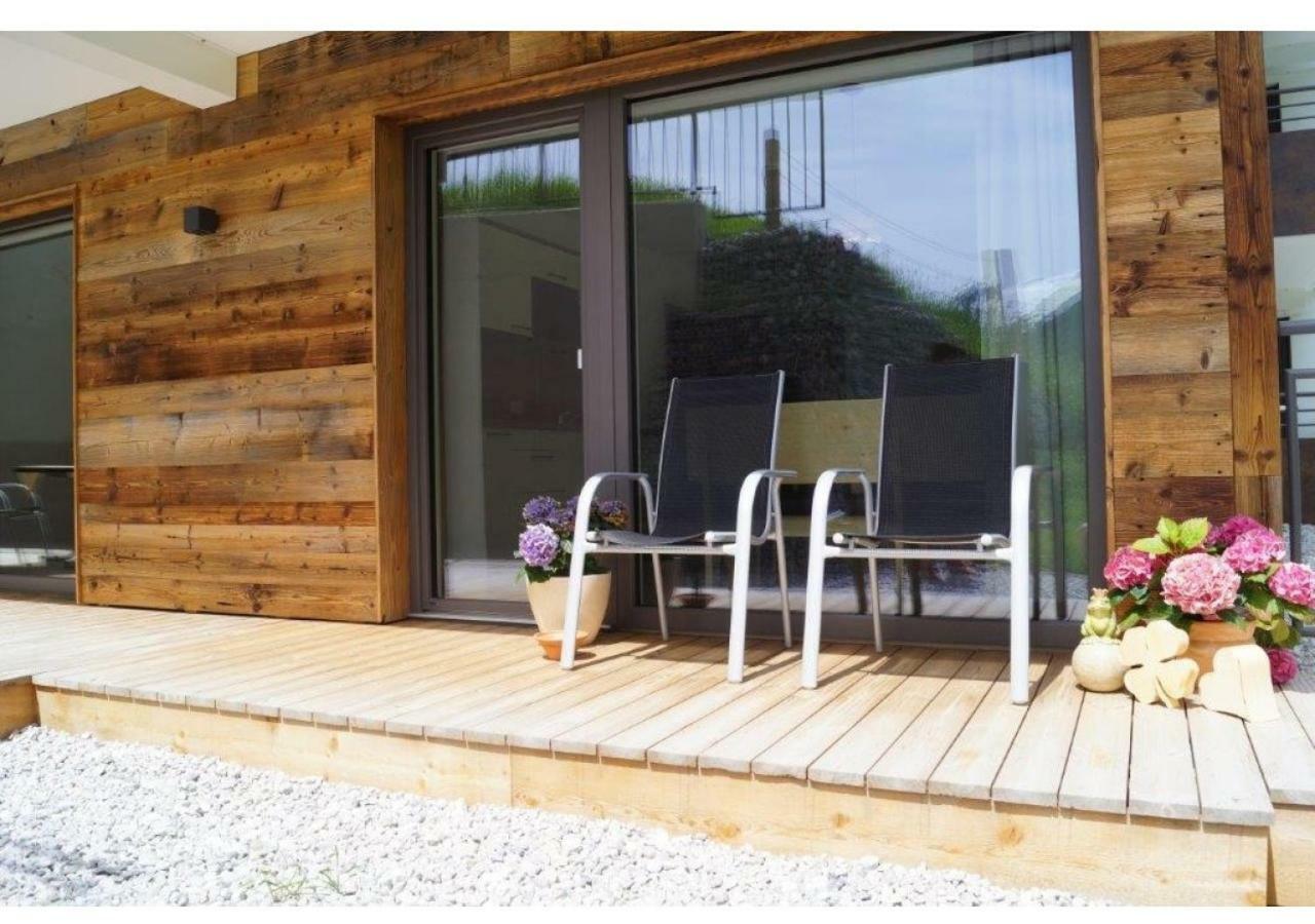 Alps Tux Apartment Bagian luar foto